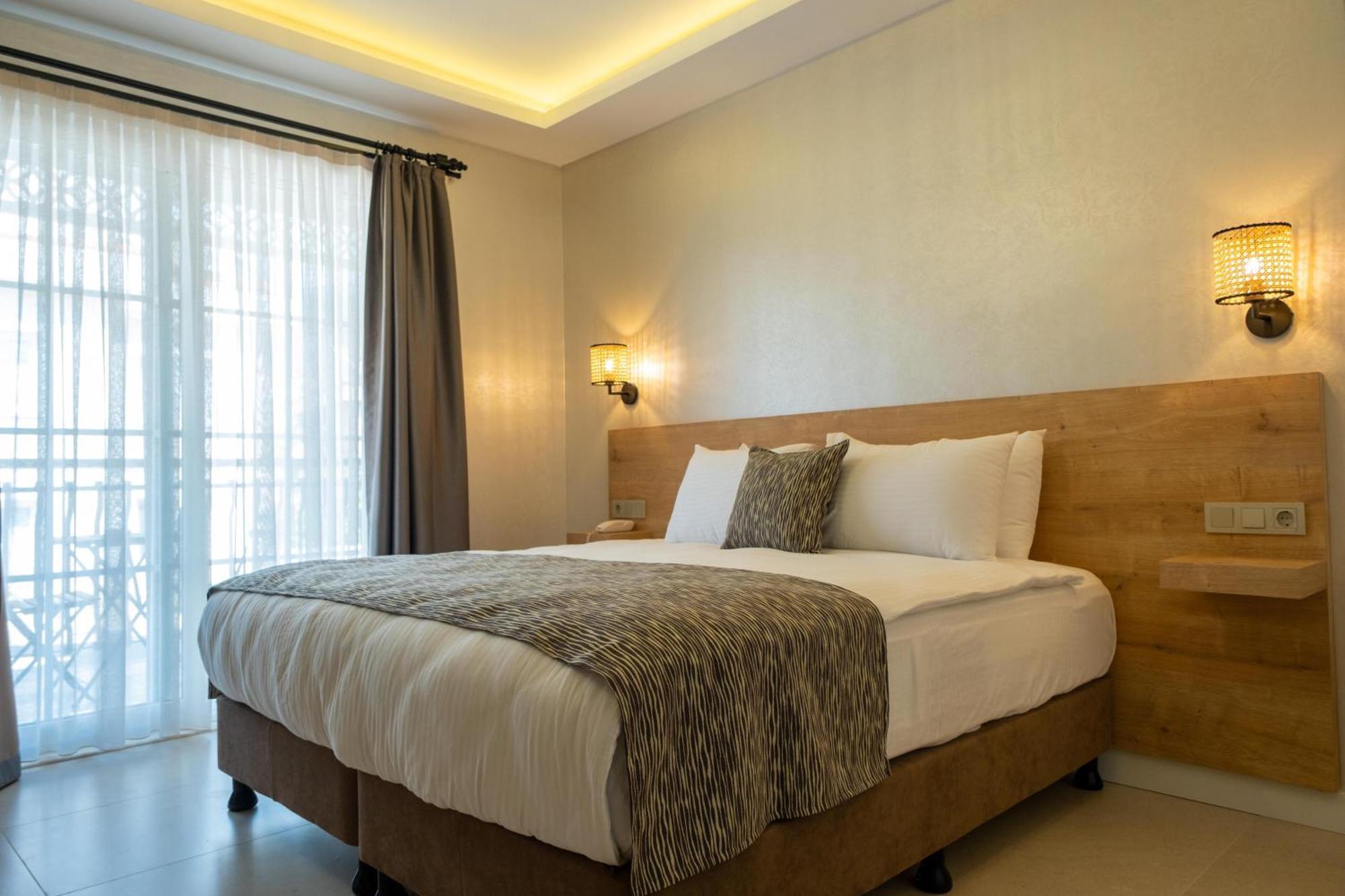 Sea Breeze Hotel And Apartments Олудениз Екстериор снимка