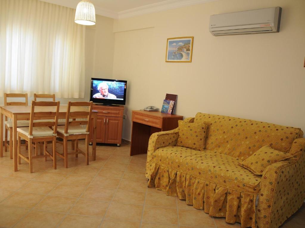 Sea Breeze Hotel And Apartments Олудениз Стая снимка
